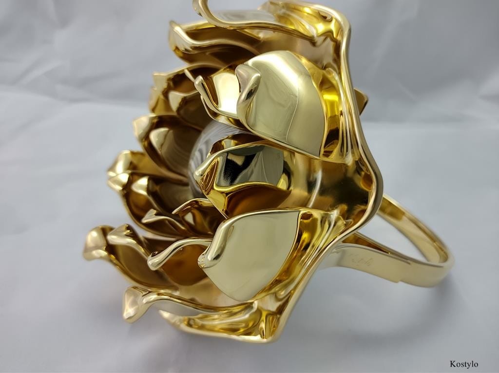 Luxurious unique works of art